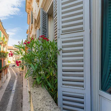 Corte Realdi - Palazzo Camozzini Hotel Verona Exterior photo